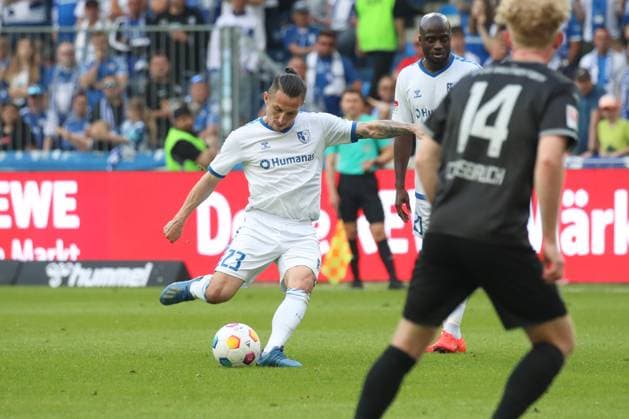 10.05.2024, xgox, Fussball 2. Bundesliga, 1. FC Magdeburg - SpVgg Greuther Fuerth emspor, v.l. Baris Atik (Magdeburg, 23) Torschuss, schiesst den Ball aufs Tor, Schuss (DFL DFB REGULATIONS PROHIBIT ANY USE OF PHOTOGRAPHS as IMAGE SEQUENCES and or QUASI-VIDEO) Magdeburg