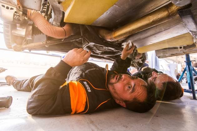 Sport Themen der Woche KW19 mecaniciens, mechanics during the Rallye d™Antibes - Cote d Azur 2024, 3rd round of the Championnat de France des Rallyes 2024, from May 10 to 11 in Antibes, France - AUTO - RALLYE D™ANTIBES - COTE D™AZUR 2024 DPPI Panoramic  01524005-BR-591