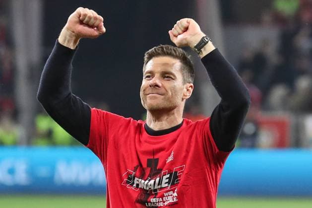 Europa League - Bayer 04 Leverkusen - AS Rom am 09.05.2024 in der BayArena in Leverkusen Trainer Xabi Alonso (Leverkusen) jubelt und freut sich über den Einzug in das Finale
