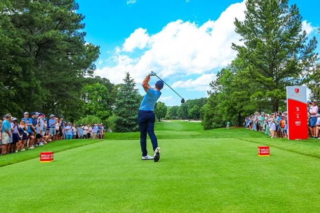 CHARLOTTE, NC - MAY 10: Rory McIlroy tees off from the third tee box during the second round of the Wells Fargo Championship at Quail Hollow Club on May 10, 2024 in Charlotte, North Carolina. (Photo by David Jensen Icon Sportswire) GOLF: MAY 10 PGA, Golf Herren Wells Fargo Championship EDITORIAL USE ONLY Icon240510048