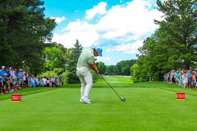 CHARLOTTE, NC - MAY 10: Tom Kim tees off from the third tee box during the second round of the Wells Fargo Championship at Quail Hollow Club on May 10, 2024 in Charlotte, North Carolina. (Photo by David Jensen Icon Sportswire) GOLF: MAY 10 PGA, Golf Herren Wells Fargo Championship EDITORIAL USE ONLY Icon240510049