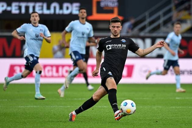Paderborn, Home Deluxe Arena, 10.05.24, GER, Herren, 2.Bundesliga, Saison 2023-2024, SC Paderborn 07 - Hamburger SV Bild: Marcel HOFFMEIER (Paderborn) Only for editorial use! DFL regulations prohibit any use of photographs as image sequences and or quasi-video. NRW Deutschland
