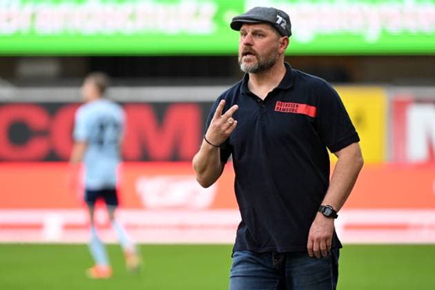 Paderborn, Home Deluxe Arena, 10.05.24, GER, Herren, 2.Bundesliga, Saison 2023-2024, SC Paderborn 07 - Hamburger SV Bild: Trainer Steffen BAUMGART (Hamburg) Only for editorial use! DFL regulations prohibit any use of photographs as image sequences and or quasi-video. NRW Deutschland