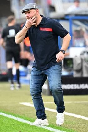 Paderborn, Home Deluxe Arena, 10.05.24, GER, Herren, 2.Bundesliga, Saison 2023-2024, SC Paderborn 07 - Hamburger SV Bild: Trainer Steffen BAUMGART (Hamburg) Only for editorial use! DFL regulations prohibit any use of photographs as image sequences and or quasi-video. NRW Deutschland