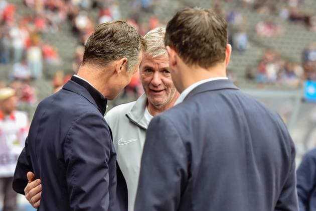 11.05.2024, xlakx, Fussball 2.Bundesliga, Hertha BSC Berlin - 1.FC Kaiserslautern emspor, v.l. Geschaeftsfuehrer Thomas E. Herrich (Hertha BSC),Pal Dardai (Hertha BSC Trainer),Benjamin Weber (Hertha BSC Sportdirektor) (DFL DFB REGULATIONS PROHIBIT ANY USE OF PHOTOGRAPHS as IMAGE SEQUENCES and or QUASI-VIDEO) Daniel Lakomski Jan Huebner Berlin