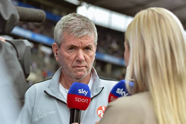 11.05.2024, xlakx, Fussball 2.Bundesliga, Hertha BSC Berlin - 1.FC Kaiserslautern emspor, v.l. Friedhelm Funkel (1.FC Kaiserslautern Cheftrainer),im Interview (DFL DFB REGULATIONS PROHIBIT ANY USE OF PHOTOGRAPHS as IMAGE SEQUENCES and or QUASI-VIDEO) Daniel Lakomski Jan Huebner Berlin