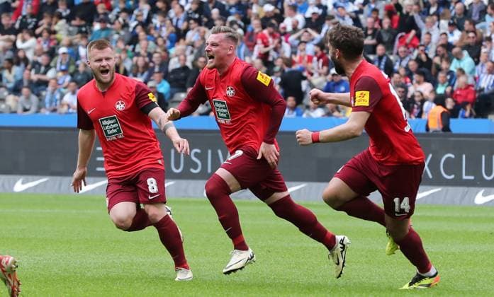 Marlon Ritter jubelt nach 1:1 mit Jean Zimmer, Nikola Soldo Freude Emotion Jubel Fußball Fussball DFL 2.Bundesliga Herren 33.Spieltag Saison 2023 2024 11.05.2024 Hertha BSC Berlin vs. 1.FC Kaiserslautern FCK DFL regulations prohibit any use of photographs as image sequences and or quasi-video