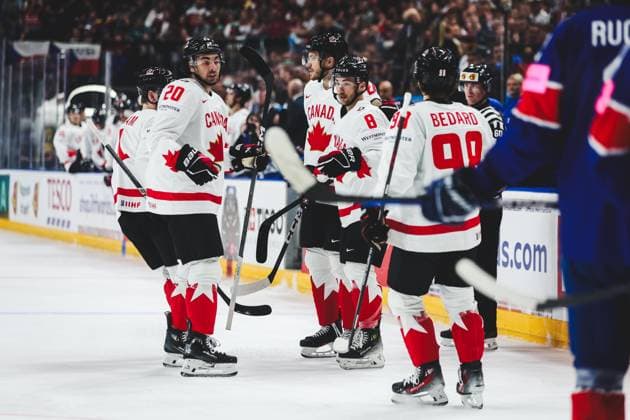 Ice hockey, Eishockey - IIHF WC 2024 PRAGUE,CZECH REPUBLIC,11.MAY.24 - ICE HOCKEY - IIHF Ice Hockey World Championship, WM, Weltmeisterschaft 2024, group stage, Great Britain vs Canada. Image shows the rejoicing of CAN.  GEPAxpictures xDanielxGoetzhaber