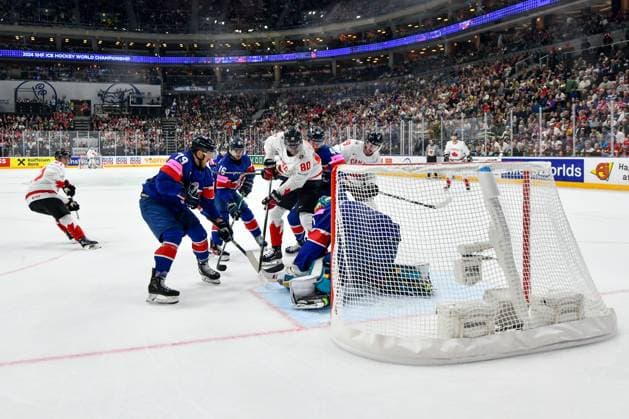 PRAGUE, CZECH REPUBLIC - MAY 11: Pierre-Luc Dubois of Canada battles for the puck against goalkeeper Jackson Whistle of Great Britain and Nathanael Halbert of Great Britain (L) during the preliminary round match between Great Britain and Canada at Prague Arena on May 11, 2024 in Prague, Czech Republic. Prague Prague Arena Czech Republic Copyright: xJustPictures.ch AndreaxBrancax jp-en-EuSpIm-AB_11052024_DSC_7803