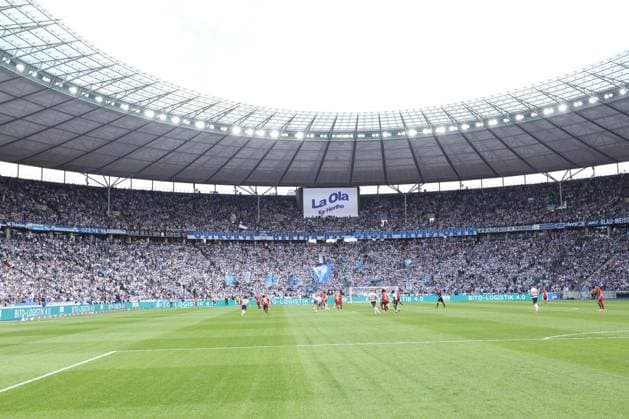 DEU, DFL, 2. FBL, Hertha BSC vs. 1.FC Kaiserslautern, 11.05.2024, Berliner Olympiastadion, Berlin, DEU, DFL, 2. FBL, Hertha BSC vs. 1.FC Kaiserslautern, im Bild volles Olympiastadion DFL - regulations prohibit any use of Photographs as image sequences and or quasi-video Foto: Juergen Engler nordphoto GmbH