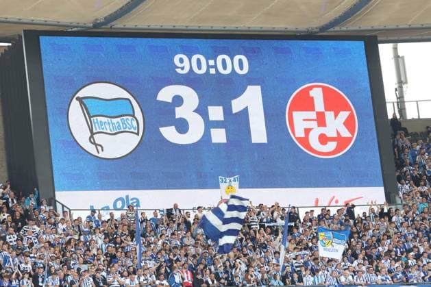 DEU, DFL, 2. FBL, Hertha BSC vs. 1.FC Kaiserslautern, 11.05.2024, Berliner Olympiastadion, Berlin, DEU, DFL, 2. FBL, Hertha BSC vs. 1.FC Kaiserslautern, im Bild Anzeigetafel mit dem Endergebnis, 3:1 DFL - regulations prohibit any use of Photographs as image sequences and or quasi-video Foto: Juergen Engler nordphoto GmbH