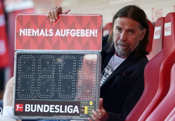 Martin Schmidt (Sportdirektor Mainz 05) 11.05.2024, Fußball, 1. Bundesliga, 1. FSV Mainz 05 - Borussia Dortmund, 33. Spieltag, Saison 2023 24, MEWA Arena, Mainz, Deutschland, zmdz, ** DFB & DFL regulations prohibit any use of photographs as image sequences and or quasi-video. ** 1. FSV Mainz 05 - Borussia Dortmund