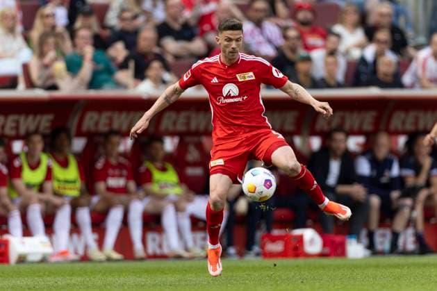 Robin GOSENS (UB, mi.) am Ball, Einzelaktion. Fussball 1. Bundesliga, 33. Spieltag, 1. FC Koeln (Köln) (K) - 1. FC Union Berlin (UB), Endstand 3-2 am 11.05.2024 im R h e i n E n e r g i e S T A D I O N in Koeln Deutschland. DFL regulations prohibit any use of photographs as image sequences and or quasi-video Â