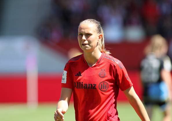 München, Deutschland 12. Mai 2024: Fussball, FRAUEN, GOOGLE PIXEL FRAUEN-BUNDESLIGA, Saison 2023 2024, FC Bayern München - 1. FC Nürnberg, Campus Klara Bühl, Buehl (FC Bayern München) Kopf, Oberkörper