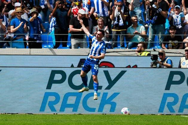 Paul Nebel (Karlsruher SC, 26) jubelt freut sich nach seinem Tor zum 1:1, Emotion, Freude, Begeisterung GER, Karlsruher SC (KSC) vs. Hannover 96 (H96), Fussball, Maenner, Herren, 2. Bundesliga, 33. Spieltag, Saison 2023 2024, 12.05.2024 DFL DFB REGULATIONS PROHIBIT ANY USE OF PHOTOGRAPHS AS IMAGE SEQUENCES AND OR QUASI-VIDEO GER, Karlsruher SC (KSC) vs. Hannover 96 (H96), Fussball, Maenner, Herren, 2. Bundesliga, 33. Spieltag, Saison 2023 2024, 12.05.2024 Karlsruhe