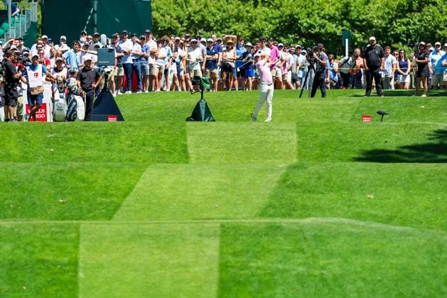 CHARLOTTE, NC - MAY 12: Rory McIlroy tees off on the 6th hole during the final round of the Wells Fargo Championship at Quail Hollow Club on May 12, 2024 in Charlotte, North Carolina. (Photo by David Jensen Icon Sportswire) GOLF: MAY 12 PGA, Golf Herren Wells Fargo Championship EDITORIAL USE ONLY Icon240512021