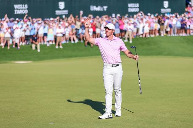 CHARLOTTE, NC - MAY 12: Rory McIlroy celebrates after winning the final round of the Wells Fargo Championship at Quail Hollow Club on May 12, 2024 in Charlotte, North Carolina. (Photo by David Jensen Icon Sportswire) GOLF: MAY 12 PGA, Golf Herren Wells Fargo Championship EDITORIAL USE ONLY Icon240512029