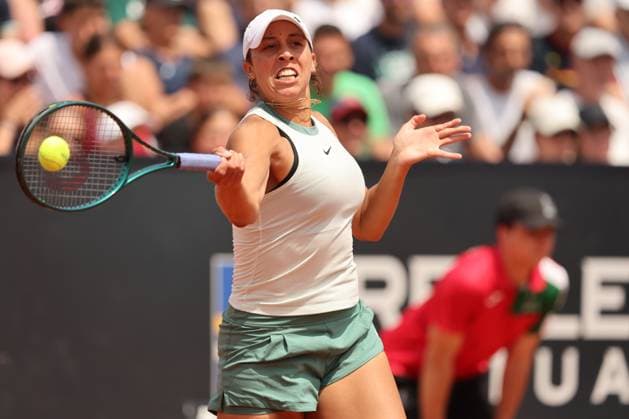 Rome, Italy 13.05.2024: Madison Keys (USA) vs Sorana Cirstea (ROU) during Internazionali BNL 2024 Women s WTA, Tennis Damen 1000 Open tennis tournament in Rome at Pietrangeli.  Copyright: xmarcoxiacobuccix xipa-agency.netx xmarcoxiacobuccix IPA_46012199 IPA_Agency_IPA46012199