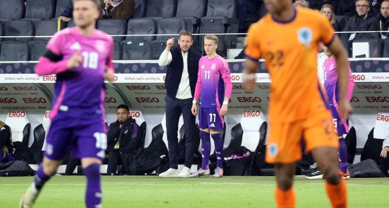 26.03.24 Deutschland - Niederlande Deutschland, Frankfurt, 26.03.2024, Fussball, FIFA, Freundschaftsspiel, DFB Deutschland - Niederlande: v.l. Julian Nagelsmann (Trainer Deutschland), Chris Führich (Deutschland).
