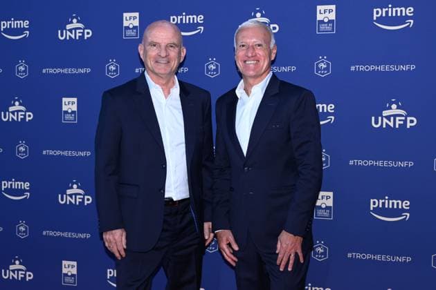 Guy Stephan and Didier Deschamps attend the UNFP Trophy Awards 2024 at Pavillon d Armenonville on May 13, 2024 in Paris, France. ( Photo by federico pestellini panoramic ) - FOOTBALL : Tapis rouge des Trophees UNFP - Paris - 13 05 2024 FedericoPestellini Panoramic 