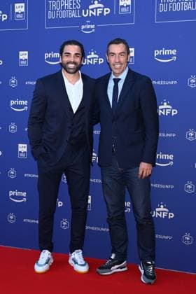 Yoann Huget and Robert Pires attends the UNFP Trophy Awards 2024 at Pavillon d Armenonville on May 13, 2024 in Paris, France. ( Photo by federico pestellini panoramic ) - FOOTBALL : Tapis rouge des Trophees UNFP - Paris - 13 05 2024 FedericoPestellini Panoramic 