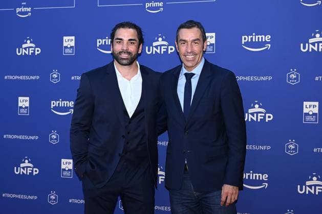 Yoann Huget and Robert Pires attends the UNFP Trophy Awards 2024 at Pavillon d Armenonville on May 13, 2024 in Paris, France. ( Photo by federico pestellini panoramic ) - FOOTBALL : Tapis rouge des Trophees UNFP - Paris - 13 05 2024 FedericoPestellini Panoramic 