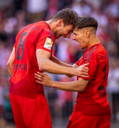 Munich, Germany.12th Mai 2024. Torjubel: Leon Goretzka (Muenchen) Bryan Zaragoza (Muenchen) FC Bayern Munich - VfL Wolfsburg 12.05.2024
