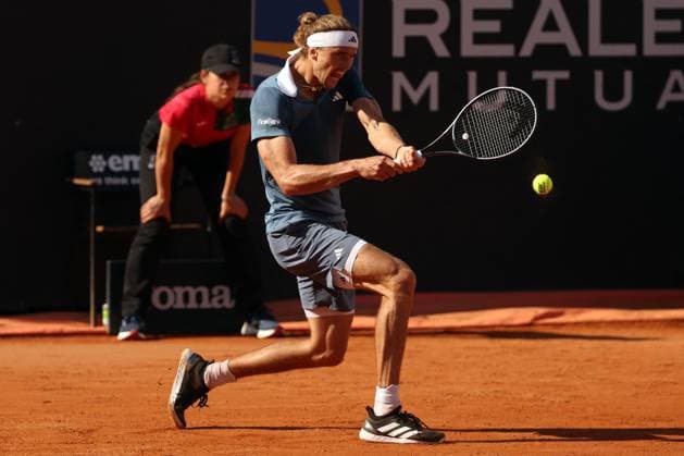 International Tennis match - Internazionali BNL d Italia Rome, Italy 14.05.2024: A.ZVEREV (GER) VS N.BURGES (POR) during Internazionali BNL 2024 Men s ATP, Tennis Herren 1000 Open tennis tournament in Rome at CENTRE COURT. Rome Italy  Copyright: xIPAxSport ABACAx