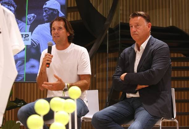BAU 14.05.2024 Stuttgart Tennis Boss Open PK mit Turnierbotschafter Tommy Haas, v.l. Turnierbotschafter Tommy Haas, Turnierdirektor Edwin Weindorfer