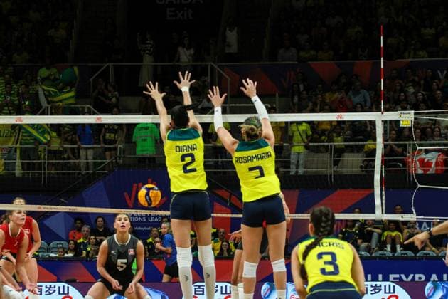 Brasil x Canadá Pela Liga das Nações no RJ RIO DE JANEIRO, RJ - 14.05.2024: BRASIL X CANADÁ PELA LIGA DAS NAÇÕES NO RJ - The Brazilian Women& 39;s Volleyball team faces the Canadian team, this Tuesday (14) at the Maracanãzinho gym in Rio de Janeiro, in the debut match in the Volleyball Nations League. (Photo: Lorando Labbe Fotoarena) x2537998x  LorandoxLabbe