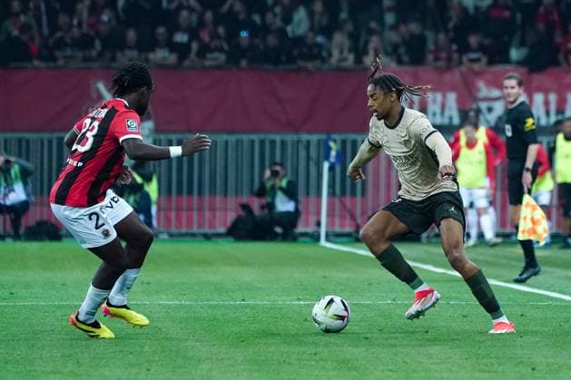 Bradley Barcola (Paris SG) - Jordan Lotomba (OGC Nice) FOOTBALL : OGC Nice vs Paris SG - Ligue 1 Uber Eats - Nice - 15 05 2024 NorbertScanella Panoramic 
