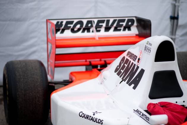 McLaren MP4 8 von 1993, Ex Fahrer Ayrton Senna (Brasilien), im Privatbesitz von Sebastian Vettel (Deutschland, Rennfahrer), mit Forever Senna Schriftzug ausgestellt im Fahrerlager Imola, ITA, Formel 1 Weltmeisterschaft, Grand Prix Emilia-Romagna Imola, Autodromo Enzo e Dino Ferrari, Media Day, 16.05.2024 ITA, Formel 1 Weltmeisterschaft, Grand Prix Emilia-Romagna Imola, Autodromo Enzo e Dino Ferrari, Media Day, 16.05.2024 Imola Copyright: xEibner-Pressefoto Memmlerx EP_MMR