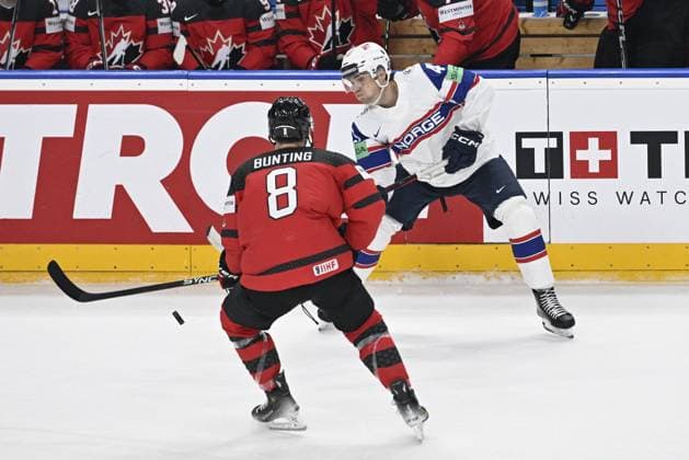 Canada vs. Norway group A match of the 2024 IIHF World Championship, WM, Weltmeisterschaft in Prague, Czech Republic, on May 16, 2024. From left Michael Bunting of Canada, Max Krogdahl of Norway. (CTKxPhoto KaterinaxSulova) CTKPhotoP2024051609670  CTKPhotoP2024051609670