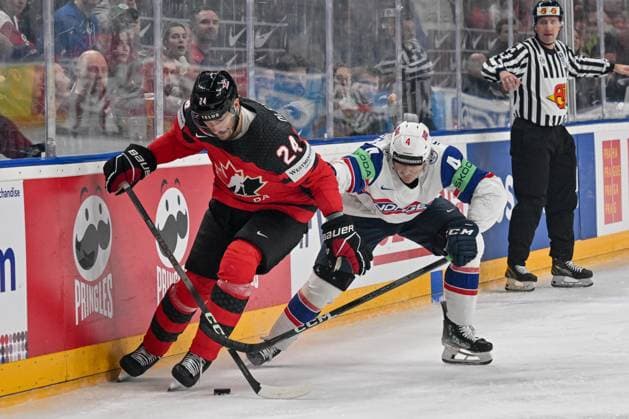 Sport Bilder des Tages PRAGUE, CZECH REPUBLIC - MAY 16: Bowen Byram of Canada in a battle for the puck against Johannes Johannesen of Norway during the preliminary round match between Canada and Norway at Prague Arena on May 16, 2024 in Prague, Czech Republic. Prague Prague Arena Czech Republic Copyright: xJustPictures.ch AndreaxBrancax jp-en-EuSpIm-AB_16052024_AAB_6960