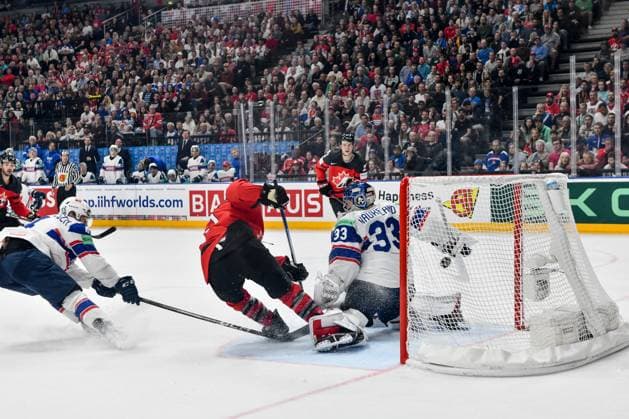 PRAGUE, CZECH REPUBLIC - MAY 16: Brandon Tanev of Canada scores against goalkeeper Henrik Haukeland of Norway during the preliminary round match between Canada and Norway at Prague Arena on May 16, 2024 in Prague, Czech Republic. Prague Prague Arena Czech Republic Copyright: xJustPictures.ch AndreaxBrancax jp-en-EuSpIm-AB_16052024_DSC_1855