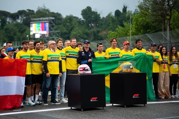 Yuki Tsunoda (Visa Cash App RB Formula One Team Racing Bulls, 22), Pierre Gasly (BWT Alpine F1 Team, 10), Carlos Sainz (Scuderia Ferrari HP, 55), Stefano Domenicali (CEO Formula One Management), Logan Sargeant (Williams Racing, 02), Nico Huelkenberg (MoneyGram Haas F1 Team, 27), Max Verstappen (Oracle Red Bull Racing, 01), Zhou Guanyu (Stake F1 Team Kick Sauber, 24), George Russell (Mercedes AMG Petronas Formula One Team, 63), Charles Leclerc (Scuderia Ferrari HP, 16), Alexander Albon (Williams Racing, 23), Sergio Checo Perez (Oracle Red Bull Racing, 11), Bianca Senna (Brasilien) beim Forever Senna Gedenklauf fuer den 1994 toedlich verunglueckten Ayrton Senna (Brasilien), ITA, Formel 1 Weltmeisterschaft, Grand Prix Emilia-Romagna Imola, Autodromo Enzo e Dino Ferrari, Media Day, 16.05.2024 ITA, Formel 1 Weltmeisterschaft, Grand Prix Emilia-Romagna Imola, Autodromo Enzo e Dino Ferrari, Media Day, 16.05.2024 Imola Copyright: xEibner-Pressefoto Memmlerx EP_MMR