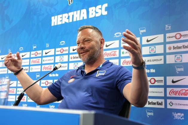 DEU, DFL, 2. FBL, Hertha BSC , PK, 17.05.2024, Hertha BSC Geschaeftsstelle, Berlin, DEU, DFL, 2. FBL, Hertha BSC , PK, im Bild Cheftrainer Pal Dardai (Hertha BSC Berlin) DFL - regulations prohibit any use of Photographs as image sequences and or quasi-video Foto: Juergen Engler nordphoto GmbH