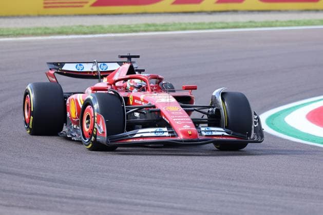 16Charles Leclerc (Scuderia Ferrari HP, 16), Freies Training 2, FP2 ,ITA, Formel 1 Weltmeisterschaft, Grand Prix Emilia-Romagna Imola, Autodromo Enzo e Dino Ferrari, Media Day, 17.05.2024 ITA, Formel 1 Weltmeisterschaft, Grand Prix Emilia-Romagna Imola, Autodromo Enzo e Dino Ferrari, Media Day, 17.05.2024 Imola Copyright: xEibner-Pressefoto AnnikaxGrafx EP_AGF
