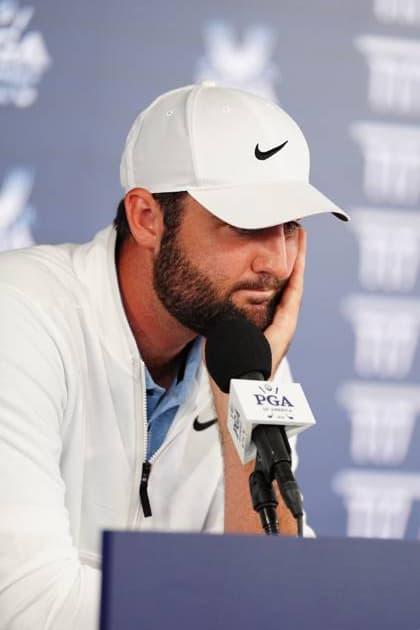 LOUISVILLE, KY - MAY 17: PGA, Golf Herren golfer Scottie Scheffler speaks to the media following his arrest on Friday morning and following his round on May 17, 2024, during the 2024 PGA Championship at Valhalla Golf Club in Louisville, Kentucky. (Photo by Brian Spurlock Icon Sportswire) GOLF: MAY 17 PGA Championship EDITORIAL USE ONLY Icon24051716