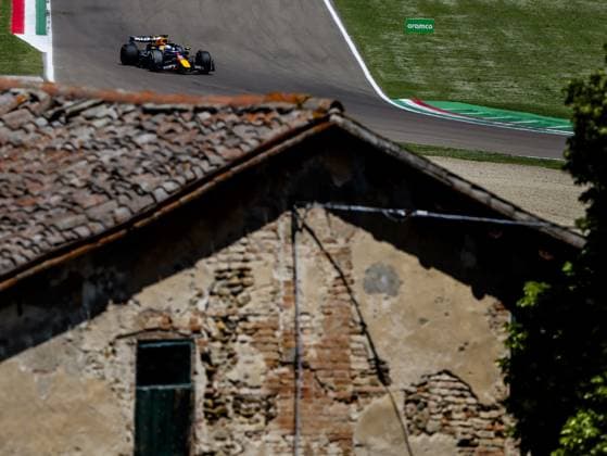 IMOLA - Max Verstappen (Red Bull Racing) during the third free practice session on the circuit in the run-up to the Emilia-Romagna Grand Prix. ANP REMKO DE WAAL Previews xVIxANPxSportx xxANPxIVx 498810337 originalFilename: 498810337.jpg