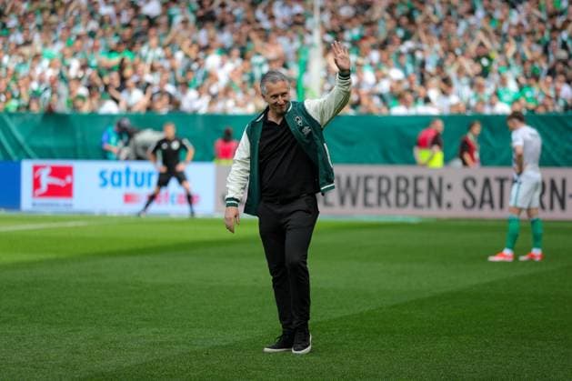 GER, 1.FBL SV Werder Bremen vs. VfL Bochum 18.05.2024, wohninvest Weserstadion, Bremen, GER, 1.FBL SV Werder Bremen vs. VfL Bochum im Bild picture shows Frank Baumann (Geschäftsführer Fußball Werder Bremen) letzter Gang als Geschäftsführer in Bremen kommt ins Stadion