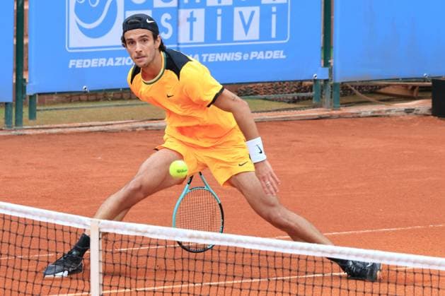 Turin, Italy: Lorenzo Musetti (Italy) during the match againts Felipe Meligeni Alves (Brazil) during 2024 Piemonte Open Intesa San Paolo, International Tennis match in Turin, Italy, May 18 2024 International Tennis match - 2024 Piemonte Open Intesa San Paolo  - ZUMAp169 20240518_zsa_p169_1012 Copyright: xClaudioxBenedetto IPAxSportx