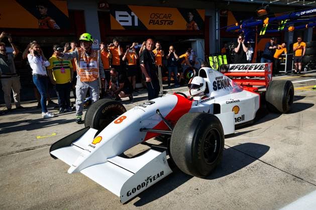 VETTEL Sebastian, driving the Mclaren MP4 8 in tribute to Ayrton Senna, during the Formula 1 MSC Cruises Gran Premio del Made in Italy e Dell™Emilia-Romagne 2024, 7th round of the 2024 Formula One World Championship, WM, Weltmeisterschaft from May 17 to 19, 2024 on the Autodromo Enzo e Dino Ferrari, in Imola, Italy - F1 - EMILIA-ROMAGNA GRAND PRIX 2024 DPPI Panoramic  240518_R07_EMR_DP_FGOO5346