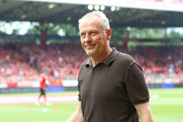 18.05.2024, xtgx, Fussball 1. Bundesliga, 1. FC Union Berlin - SC Freiburg emspor, v.l. Christian Streich (Freiburg, Trainer) Portrait, Portraet, Einzelbild (DFL DFB REGULATIONS PROHIBIT ANY USE OF PHOTOGRAPHS as IMAGE SEQUENCES and or QUASI-VIDEO) Berlin *** 18 05 2024, xtgx, Soccer 1 Bundesliga, 1 FC Union Berlin SC Freiburg emspor, v l Christian Streich Freiburg, Trainer Portrait, Portraet, Einzelbild DFL DFB REGULATIONS PROHIBIT ANY USE OF PHOTOGRAPHS as IMAGE SEQUENCES and or QUASI VIDEO Berlin