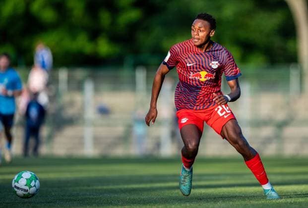 Leipzigs Chilohem Onuoha. Fussball U17, U 17 Chemnitzer FC - RB Leipzig - Sachsenpokalfinale. 08. Mai 2024: Markranstaedt, Stadion am Bad. RB Leipzig - Stadtspaziergang *** Leipzigs Chilohem Onuoha Football U17, Chemnitzer FC RB Leipzig Saxony Cup Final 08 May 2024 Markranstaedt, Stadion am Bad RB Leipzig city walk