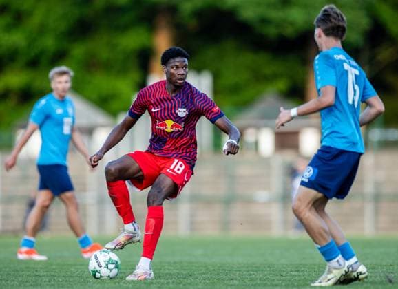 Leipzigs Winners Osawe. Fussball U17, U 17 Chemnitzer FC - RB Leipzig - Sachsenpokalfinale. 08. Mai 2024: Markranstaedt, Stadion am Bad. RB Leipzig - Stadtspaziergang