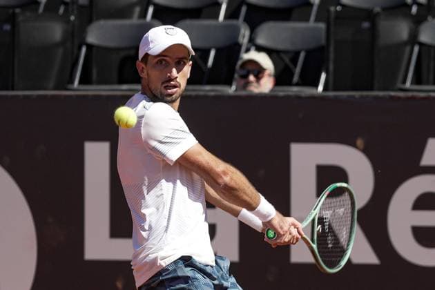 Pedro CACHIN (ARG) lors du tournoi de tennis de l Open Parc Auvergne RhÃ ne-Alpes Ã Lyon le 19 05 2024. TENNIS : Open Parc Auvergne RhÃ ne-Alpes - Lyon - 19 05 2024 SandrineThesillat Panoramic 