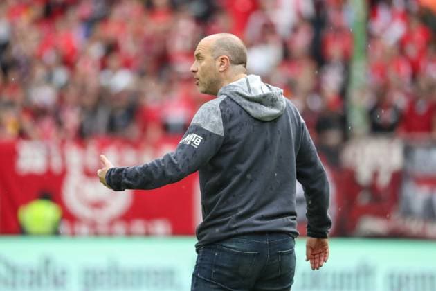 19.05.2024, xusrbx, Fussball 2.Bundesliga, 1.FC Kaiserslautern - Eintracht Braunschweig emspor, v.l. Daniel Scherning (Trainer Eintracht Braunschweig), (DFL DFB REGULATIONS PROHIBIT ANY USE OF PHOTOGRAPHS as IMAGE SEQUENCES and or QUASI-VIDEO) Kaiserslautern