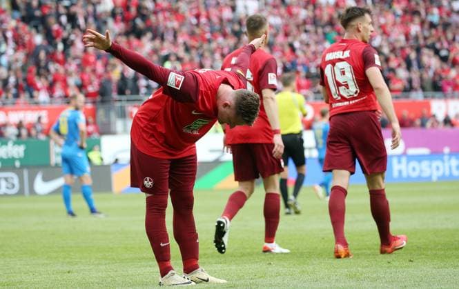19.05.2024, Fußball, 2. Bundesliga, FC Kaiserslautern - Eintracht Braunschweig, 34. Spieltag, Saison 2023 24, Fritz Walter Stadion, Kaiserslautern, Deutschland, zmdz, ** DFB & DFL regulations prohibit any use of photographs as image sequences and or quasi-video. ** FC Kaiserslautern - Eintracht Braunschweig