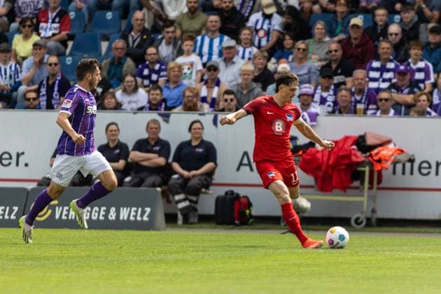 VfL Osnabrück vs. Hertha BSC; Osnabrück, 19.05.2024 Fabian Reese (Hertha BSC Berlin, 11) 2. Fußball Bundesliga 34. Spieltag: VfL Osnabrück vs. Hertha BSC, Stadion Bremer Brücke am 19.05.2024. DFB DFL REGULATIONS PROHIBIT ANY USE OF PHOTOGRAPHS AS IMAGE SEQUENCES AND OR QUASI-VIDEO.